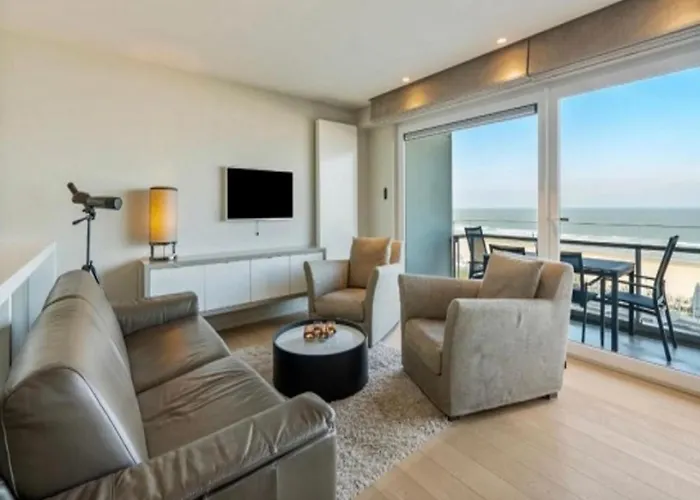 Ocean View Apartment In Blankenberge